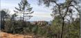 Roussillon,vue sur le village depusi le sentier des ocres